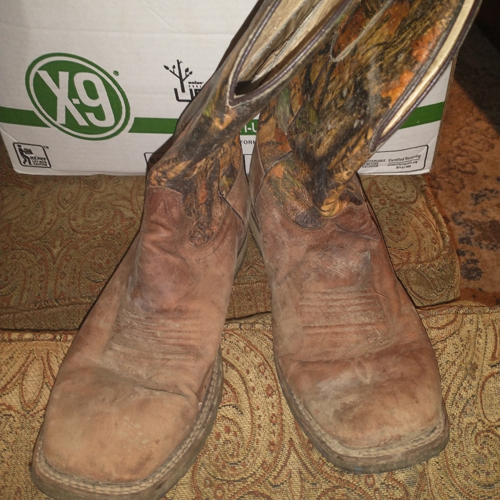 Circle G men's boots size 9